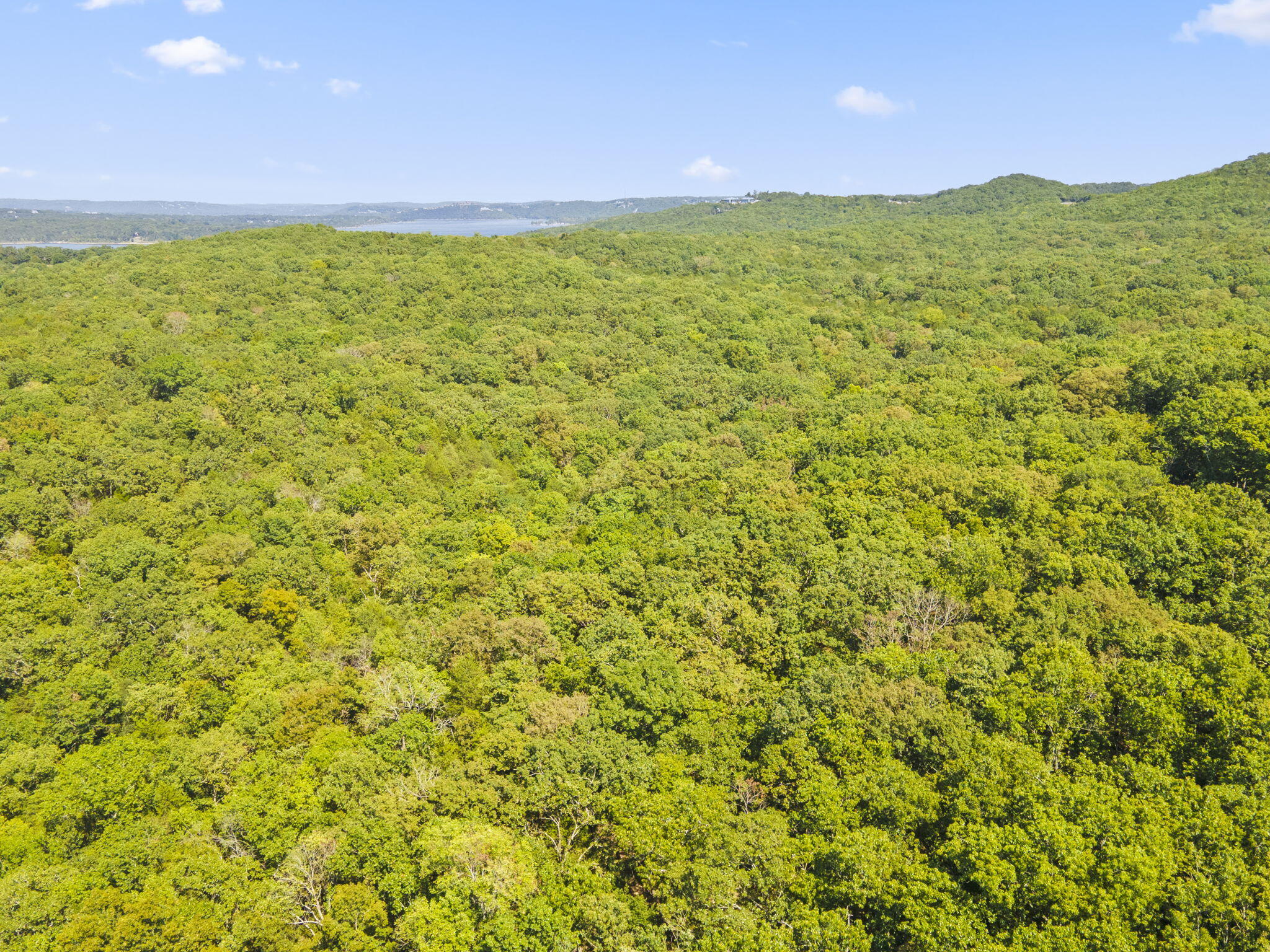 000 Falling Star Road Property Photo 2