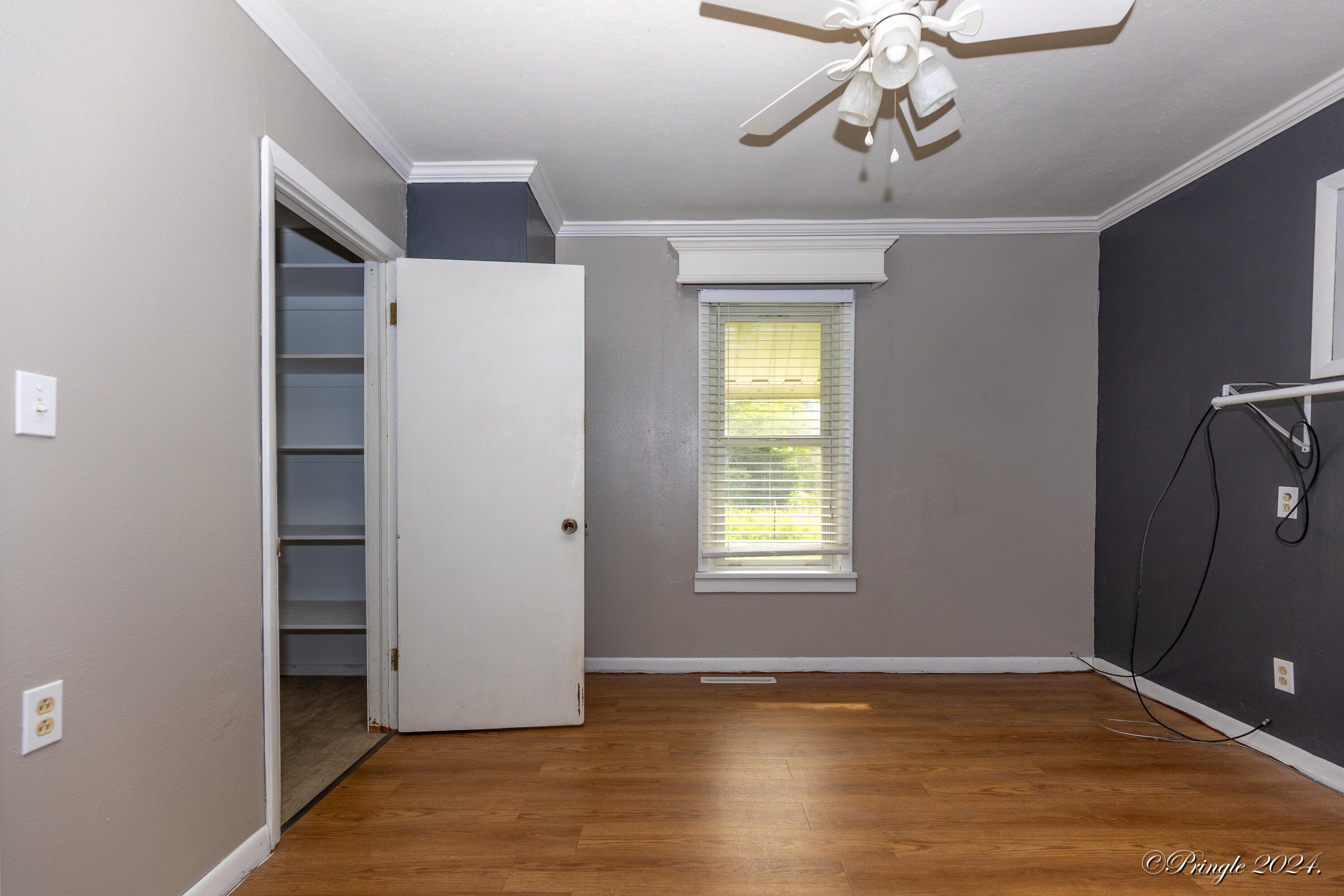 14238 State Route E Property Photo 11