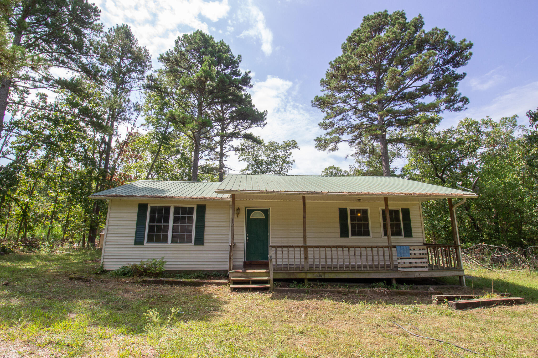 15290 Hoth Road Property Photo