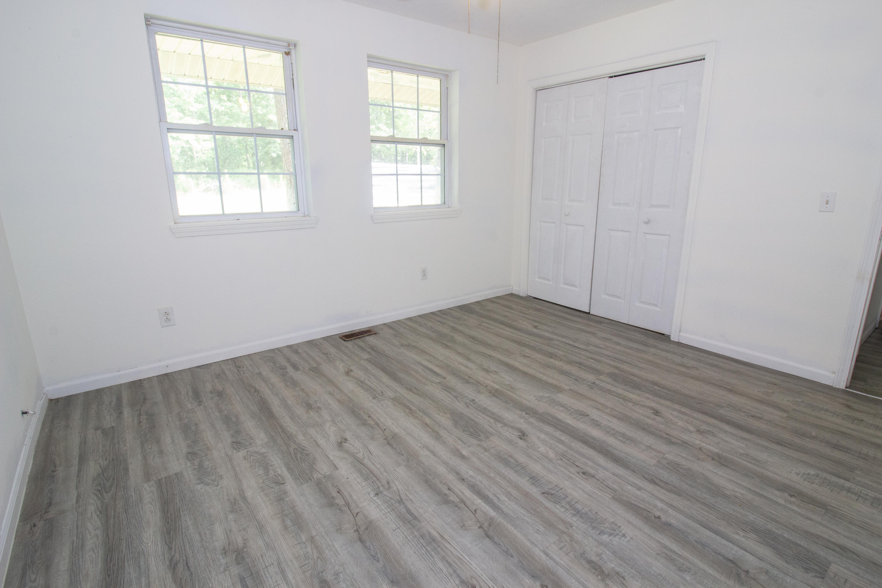 15290 Hoth Road Property Photo 15