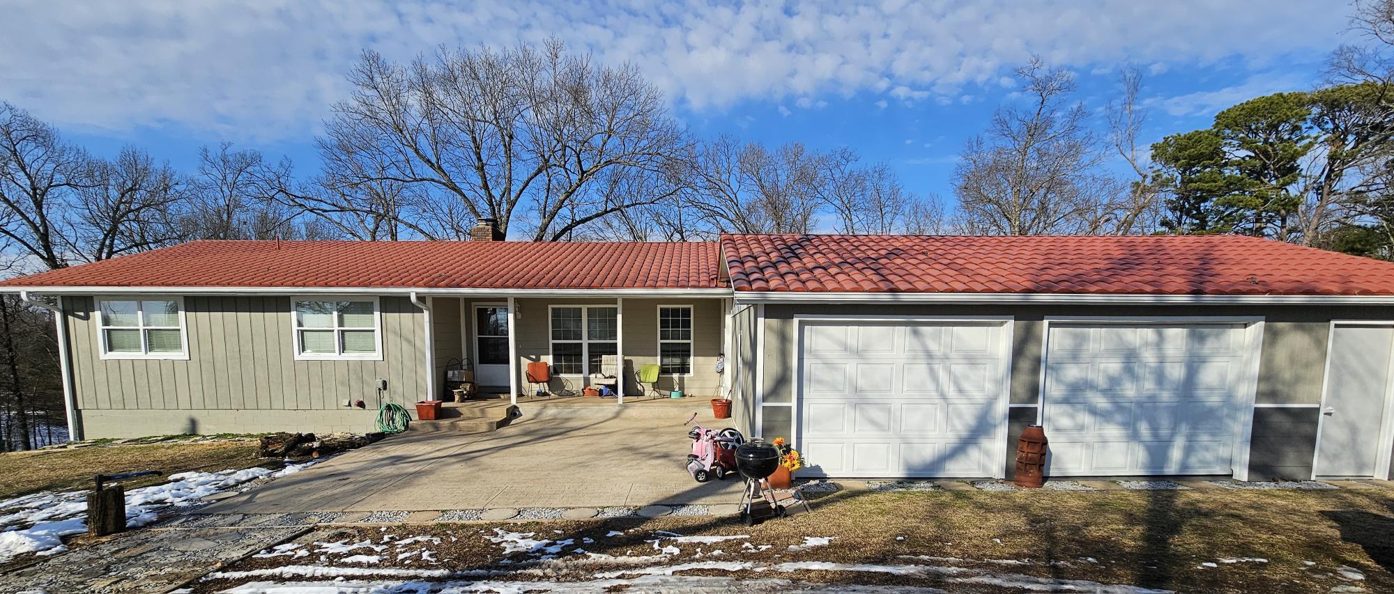 1523 Scotch Hollow Road Property Photo 1