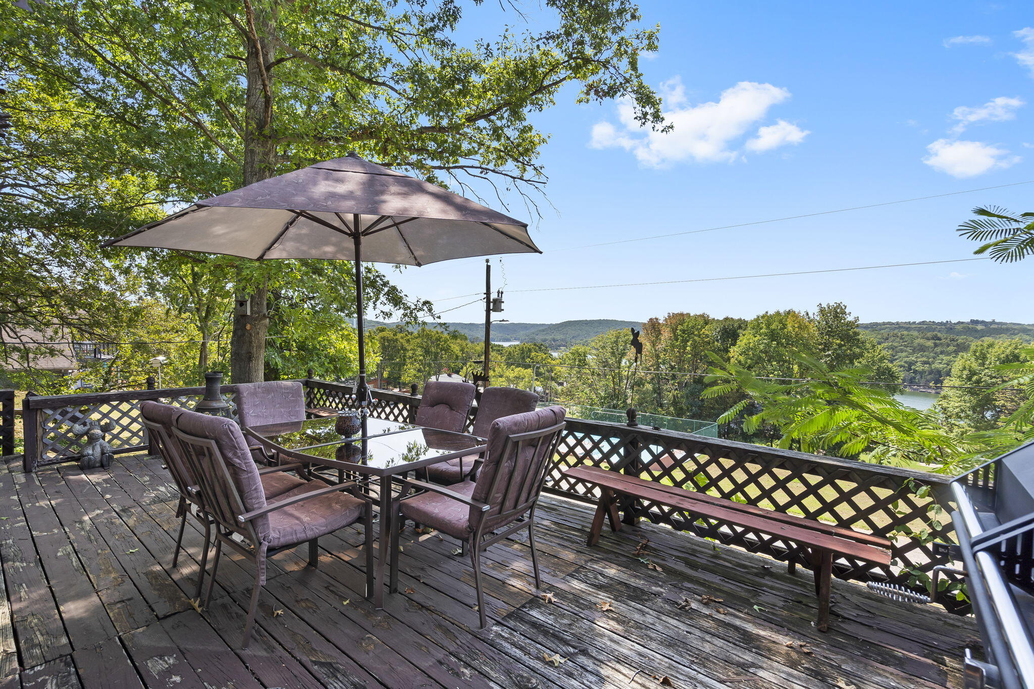 426 Briarwood Drive Property Photo 4