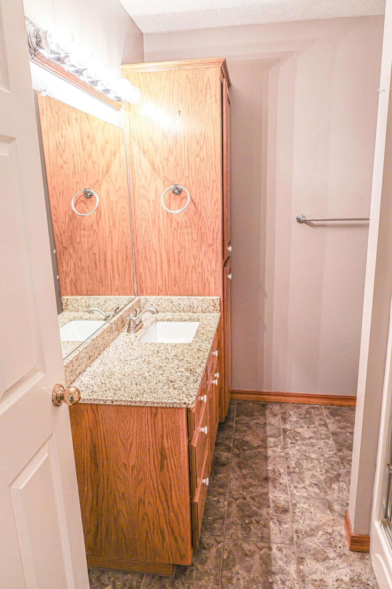 42 Indian Wells Drive Property Photo 28