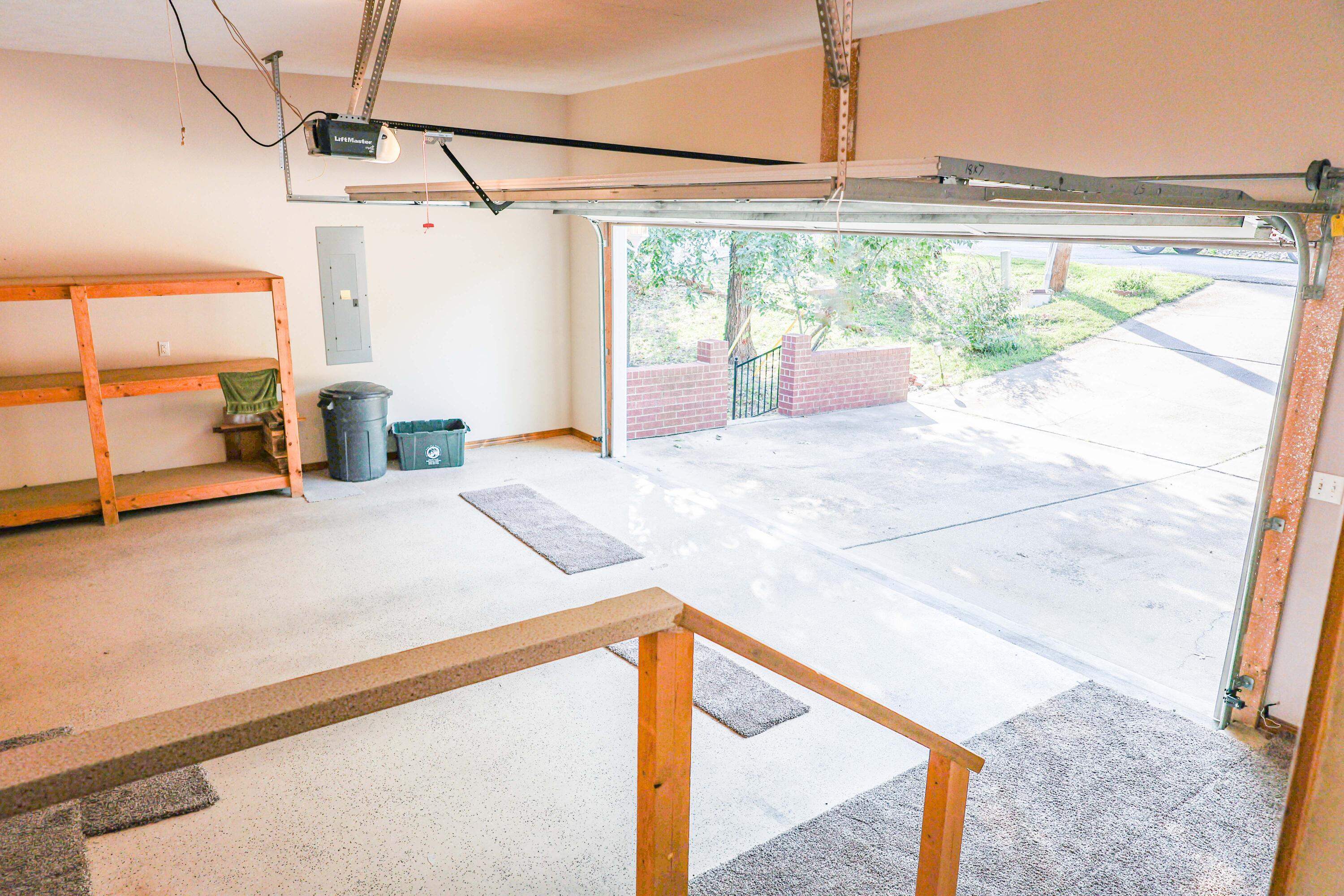 42 Indian Wells Drive Property Photo 36