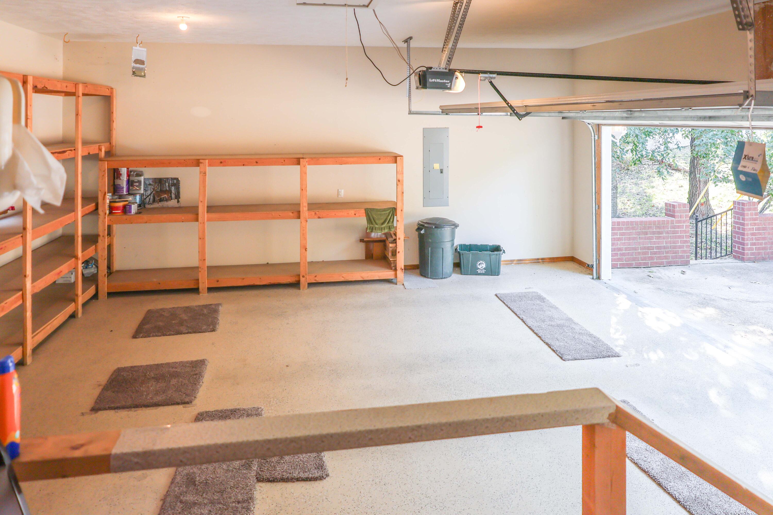 42 Indian Wells Drive Property Photo 37