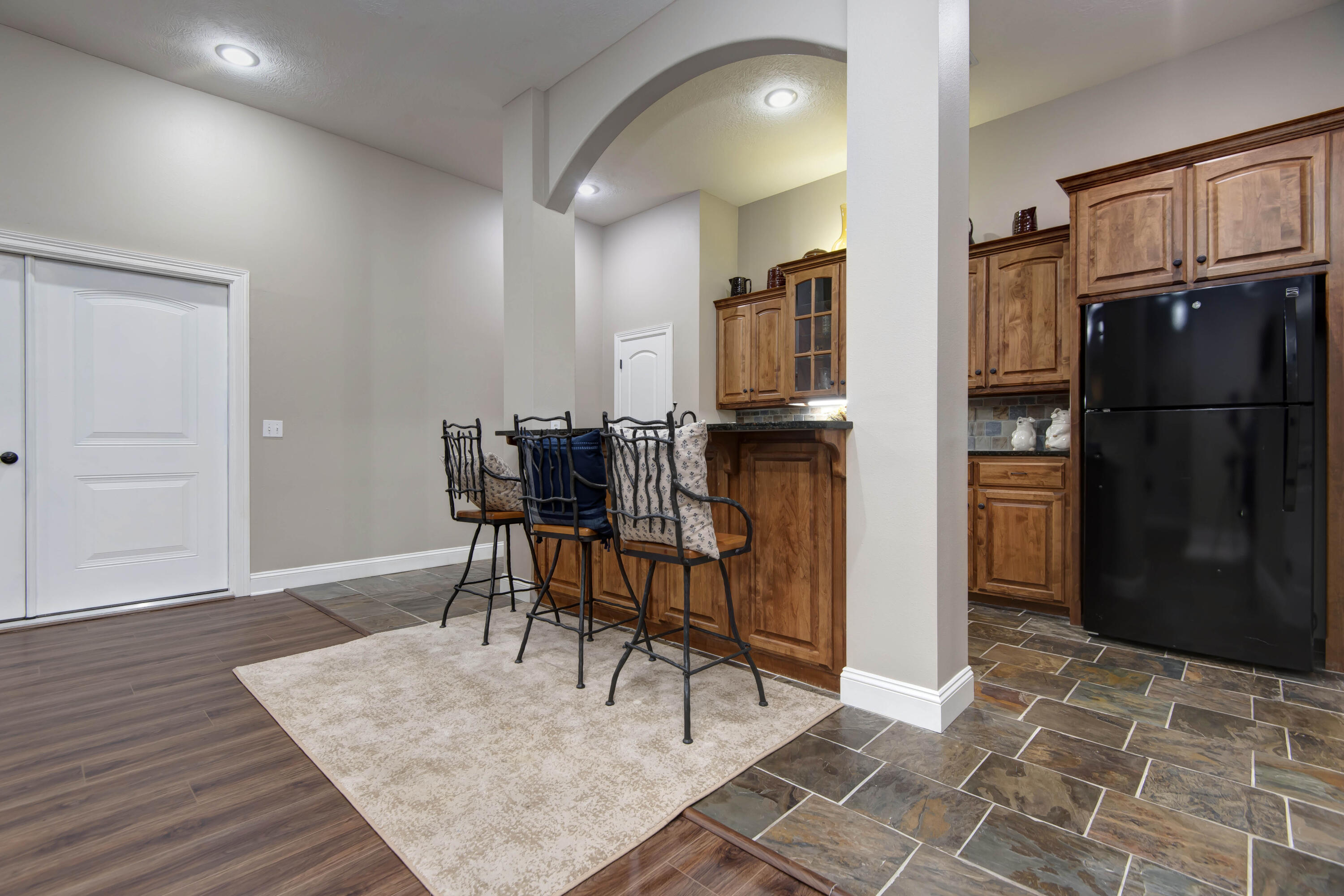 725 South Hickory Terrace Property Photo 43