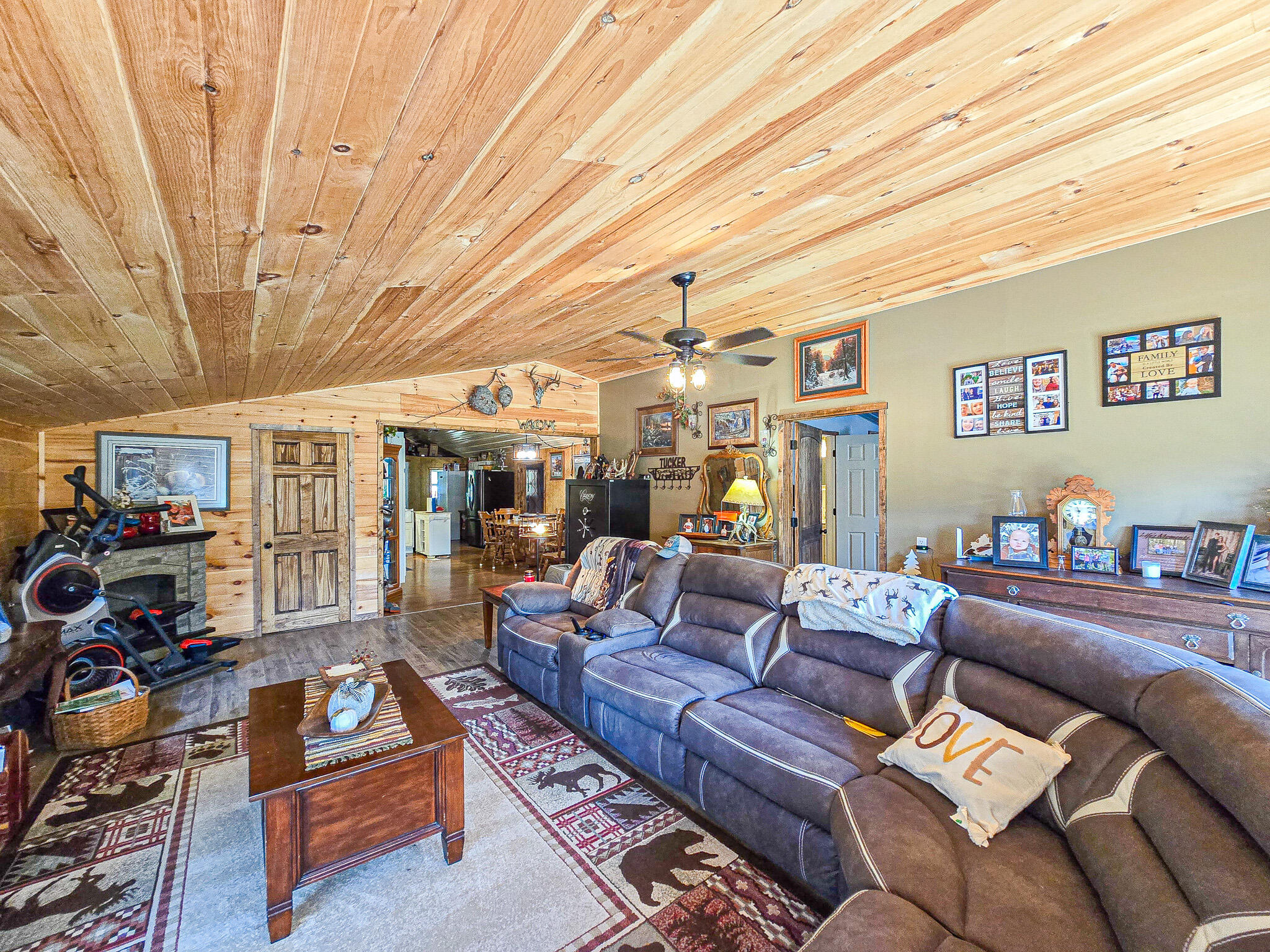 28082 Homestead Lane Property Photo 14