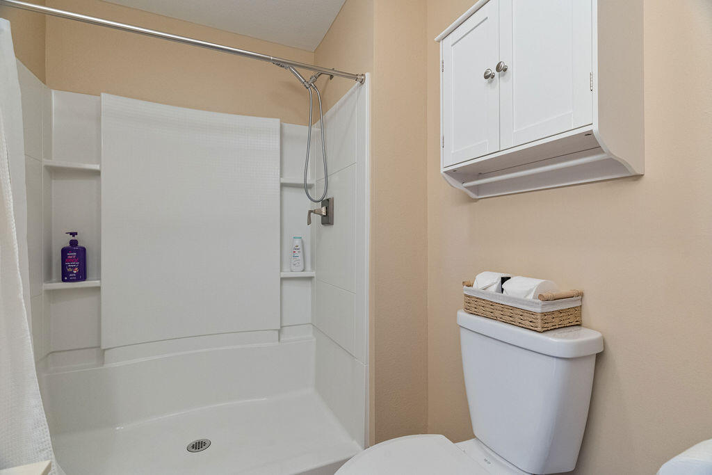 193 Avondale Drive Property Photo 22