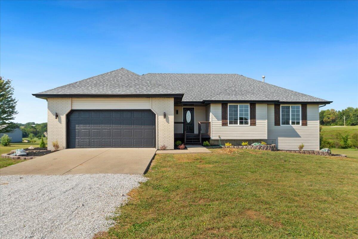 9947 West Farm Road 48 Property Photo 1