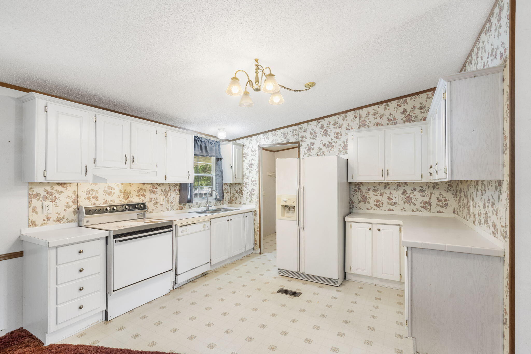 55 Blue Bird Lane Property Photo 10