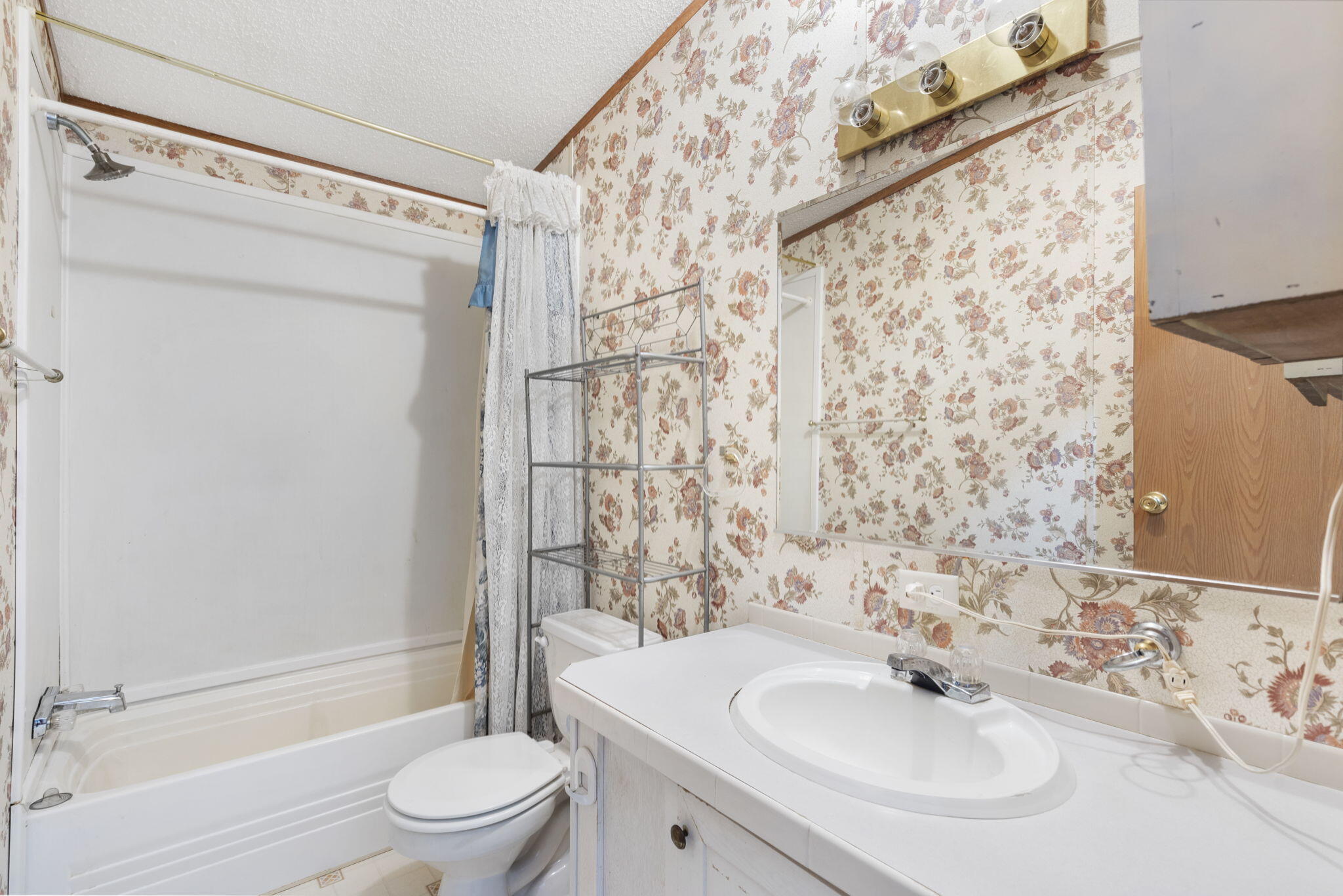 55 Blue Bird Lane Property Photo 17