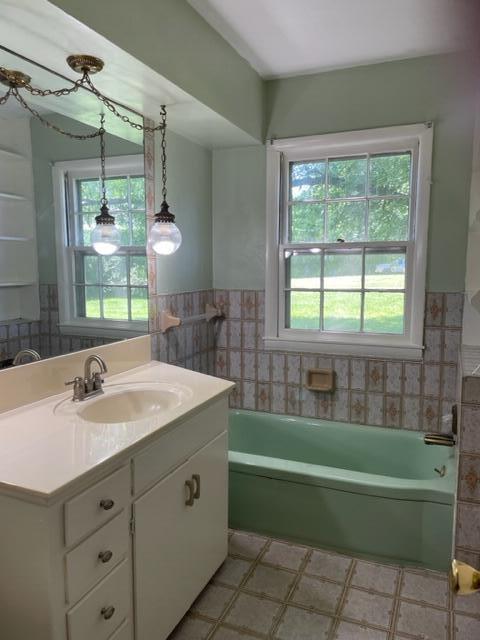 804 East Farm Road 80 Property Photo 8
