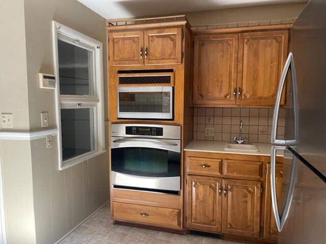 804 East Farm Road 80 Property Photo 17