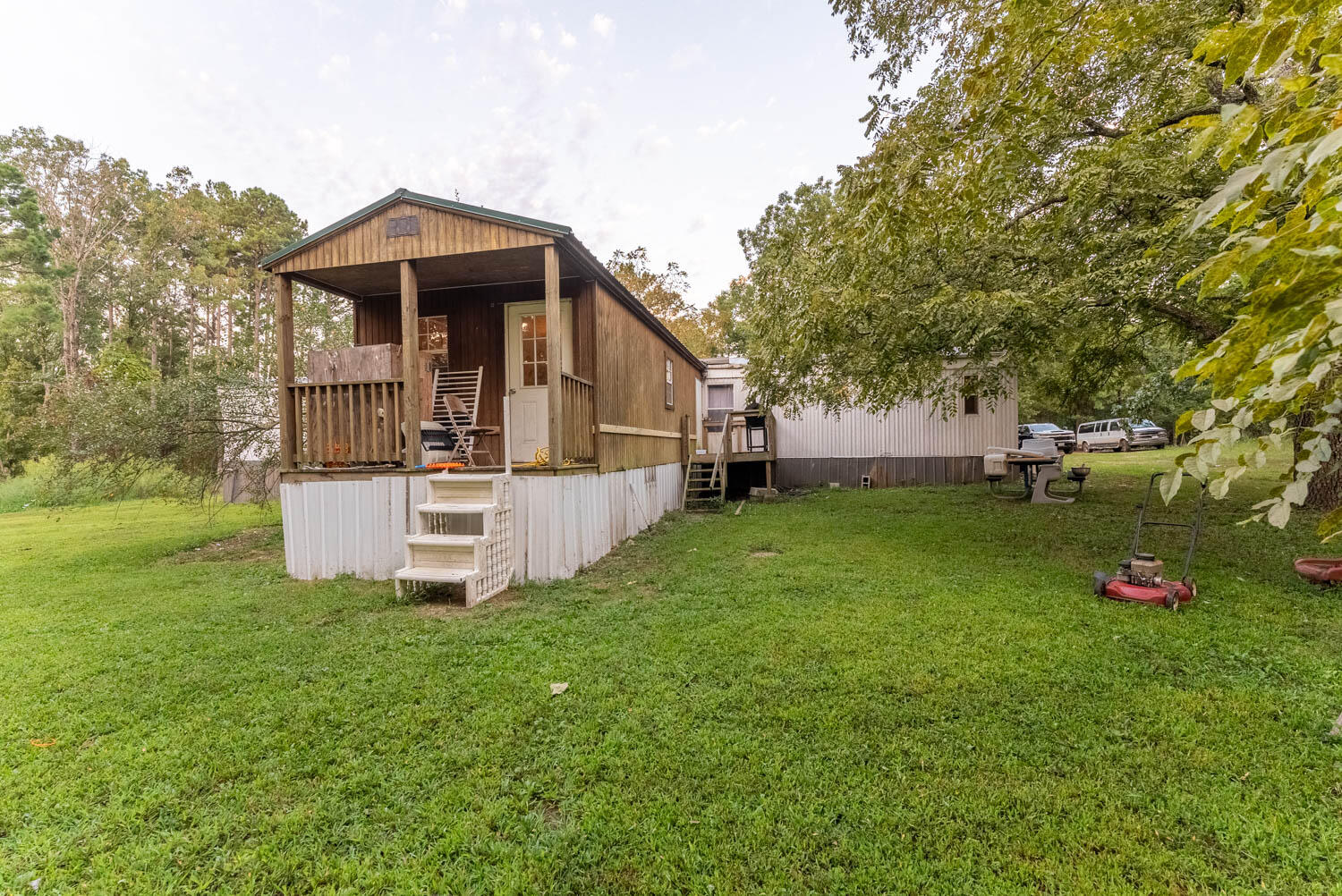 9440 Splitlimb Road Property Photo 6