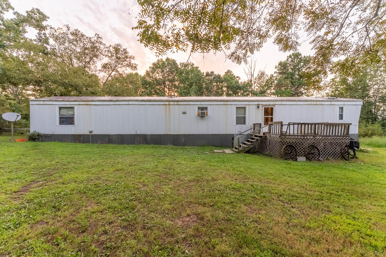 9440 Splitlimb Road Property Photo 7