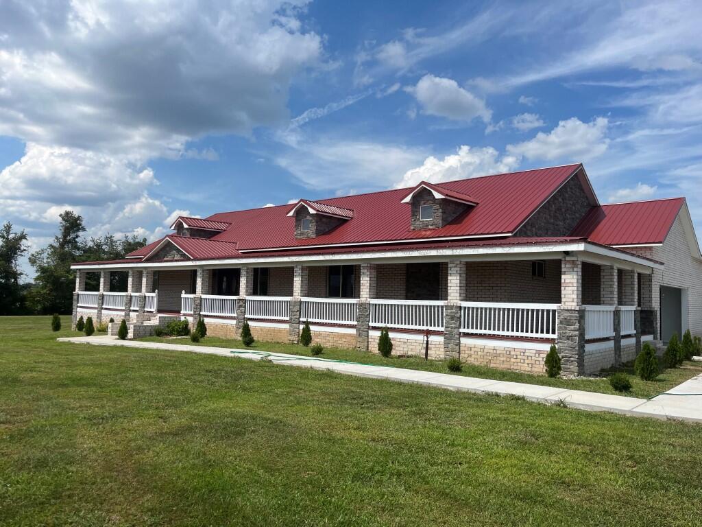 12040 Farm Road 2205 Property Photo 1