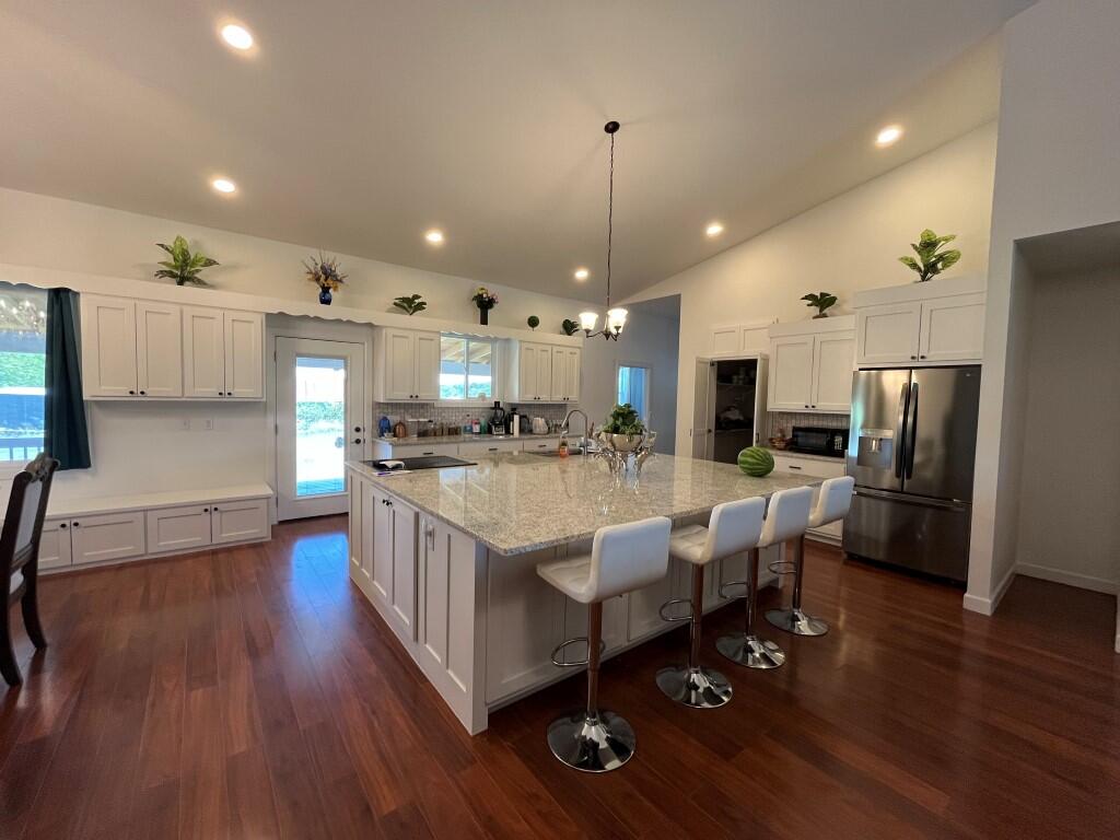 12040 Farm Road 2205 Property Photo 5