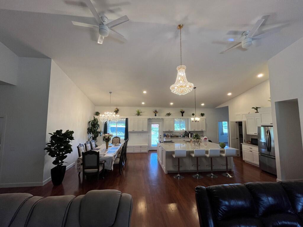12040 Farm Road 2205 Property Photo 7