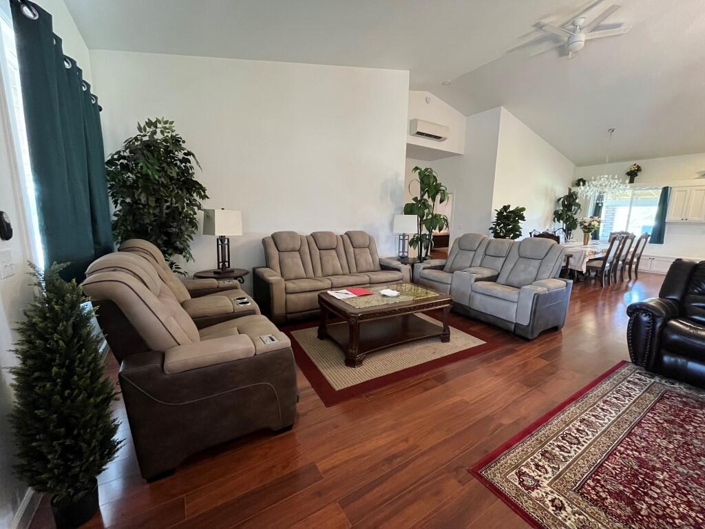 12040 Farm Road 2205 Property Photo 11