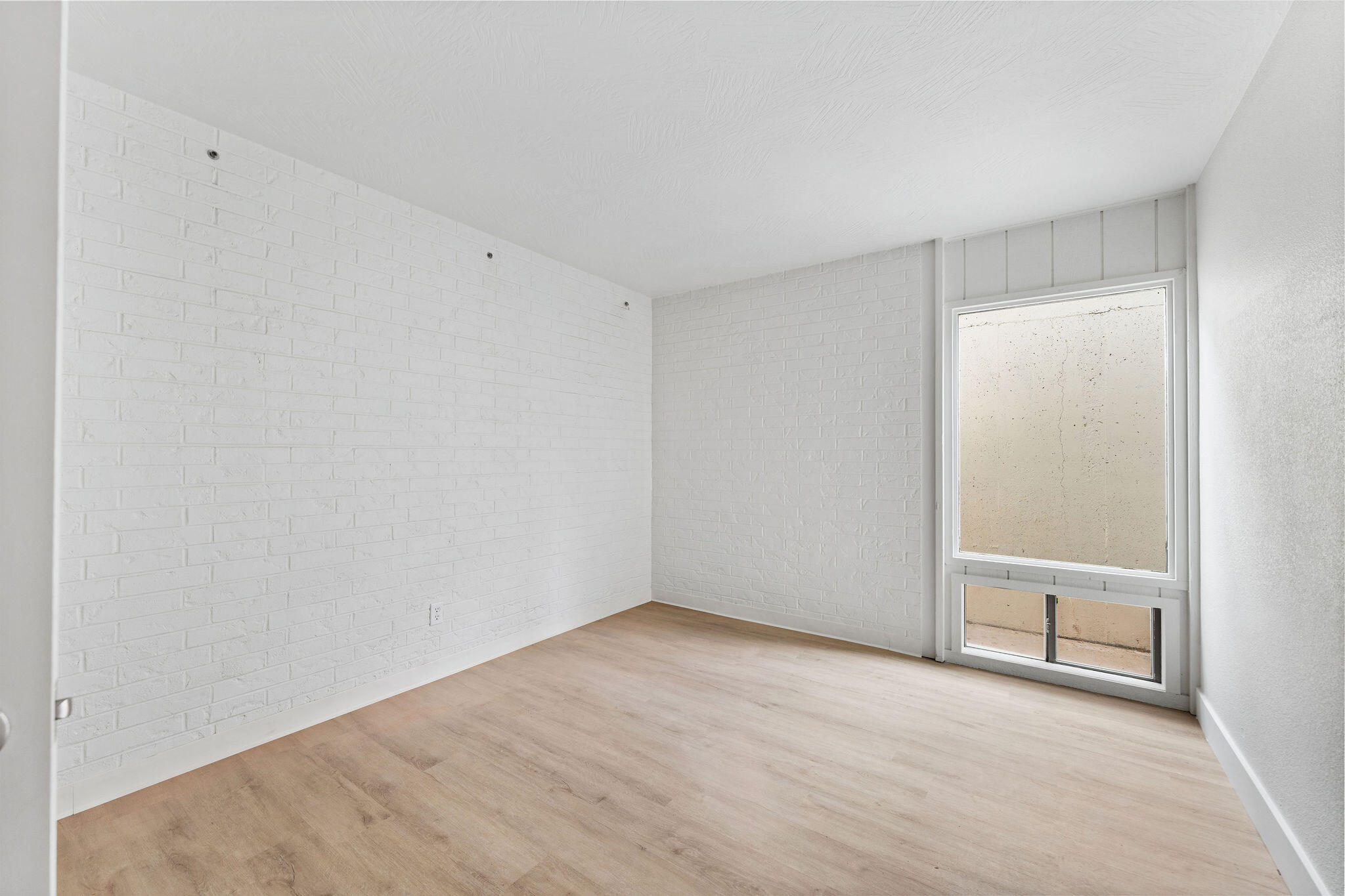 403 Veterans Boulevard Property Photo 12