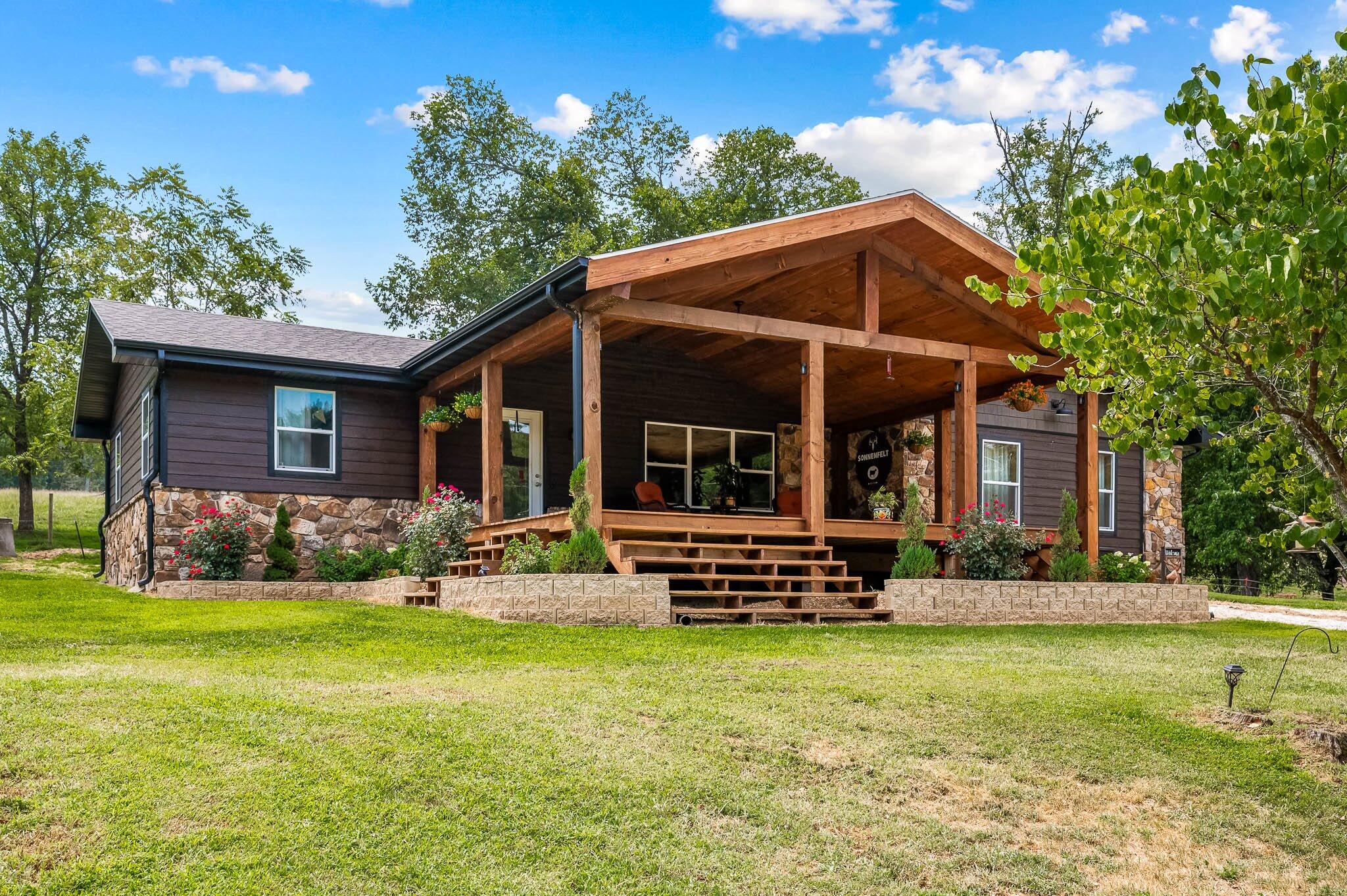 22948 East State Highway 76 Property Photo 6