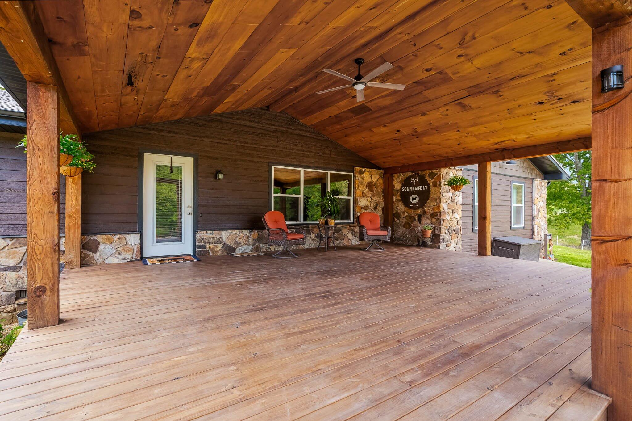 22948 East State Highway 76 Property Photo 12