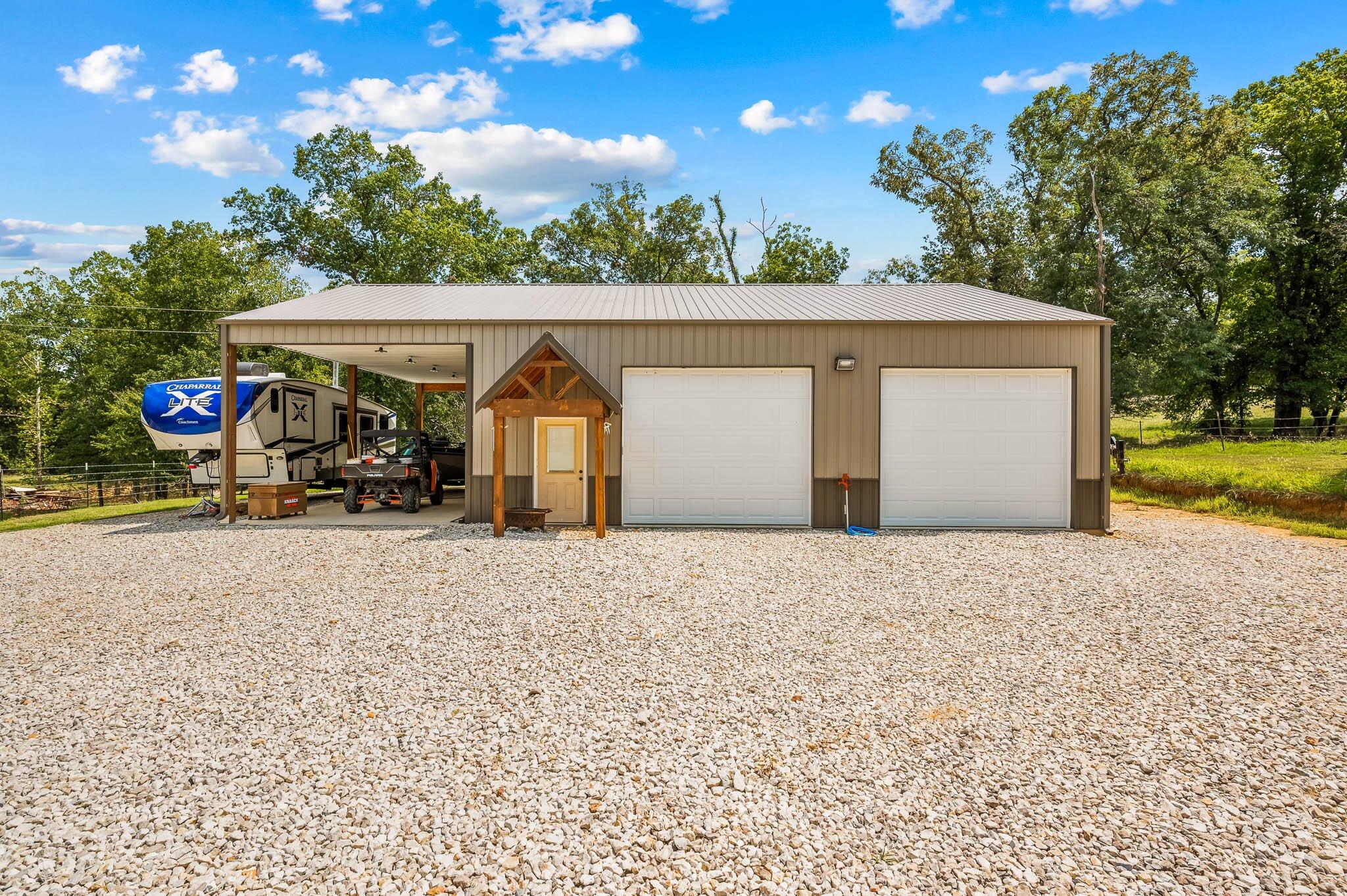 22948 East State Highway 76 Property Photo 36