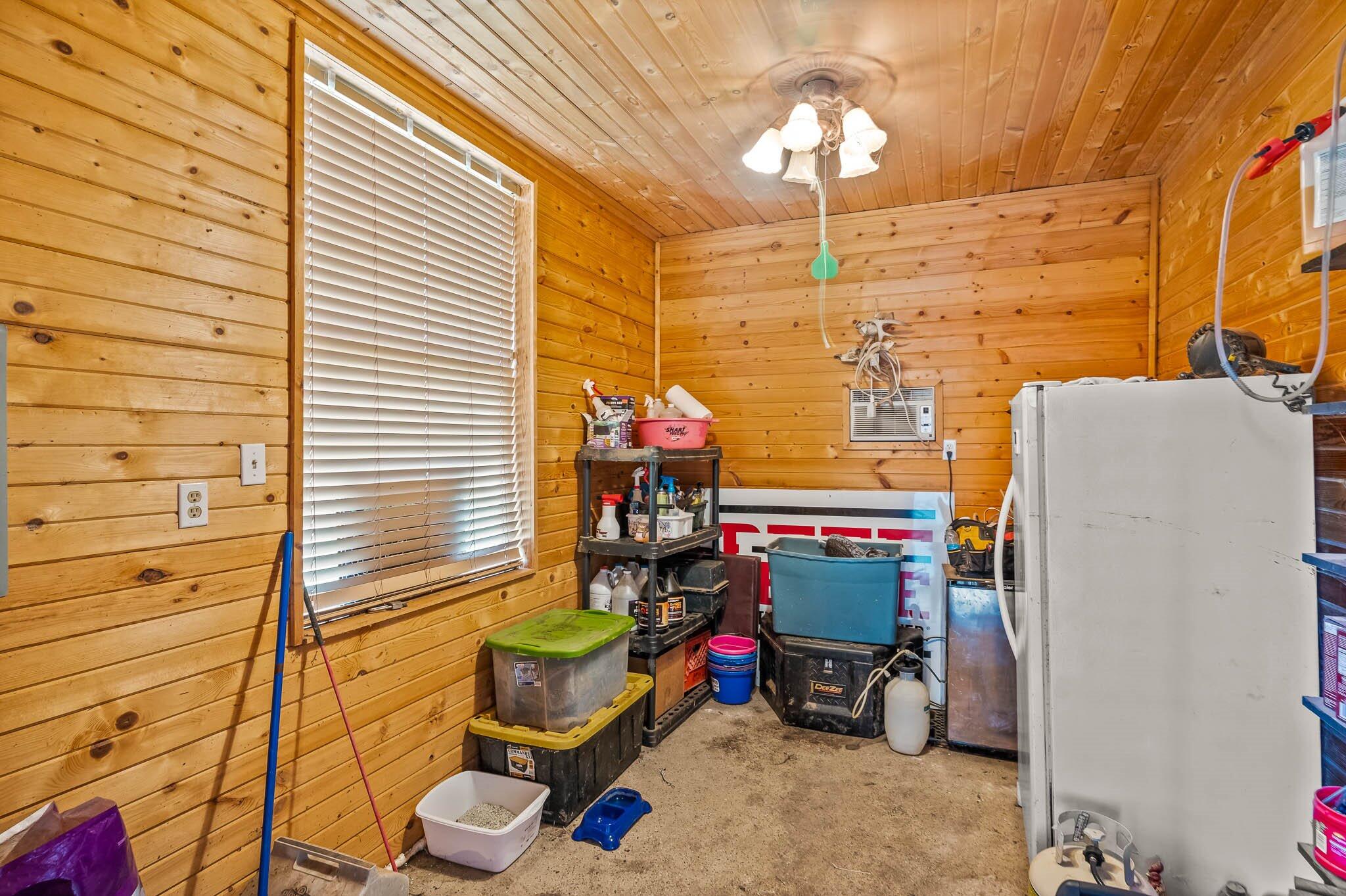 22948 East State Highway 76 Property Photo 47