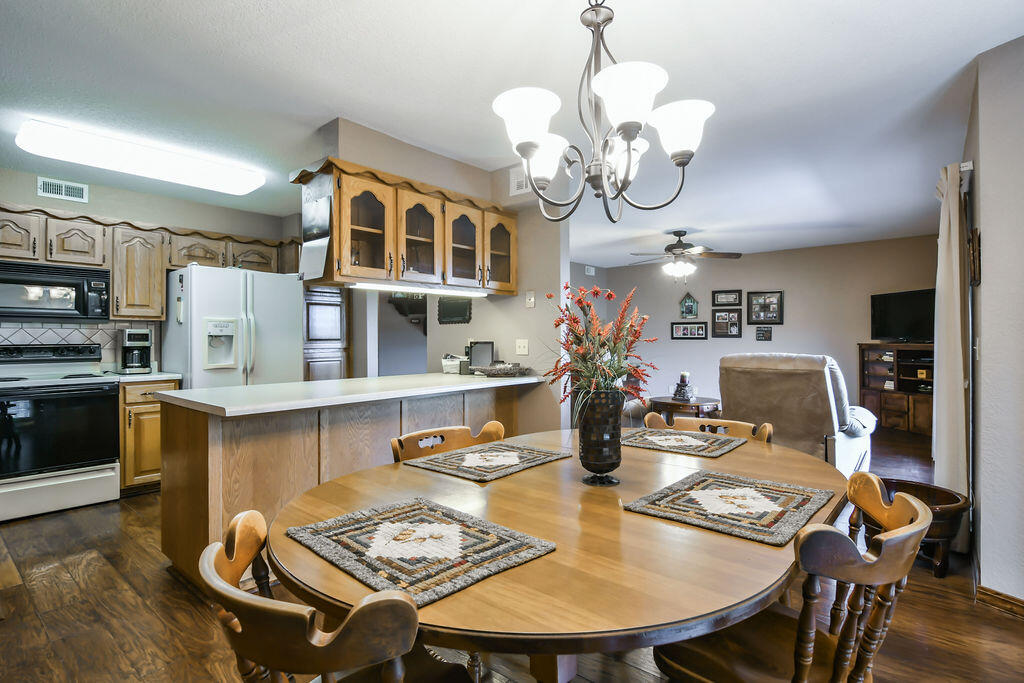150 Sunken Forest Drive Property Photo 10