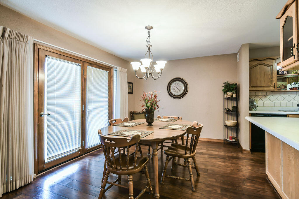 150 Sunken Forest Drive Property Photo 14