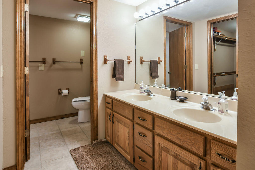 150 Sunken Forest Drive Property Photo 22