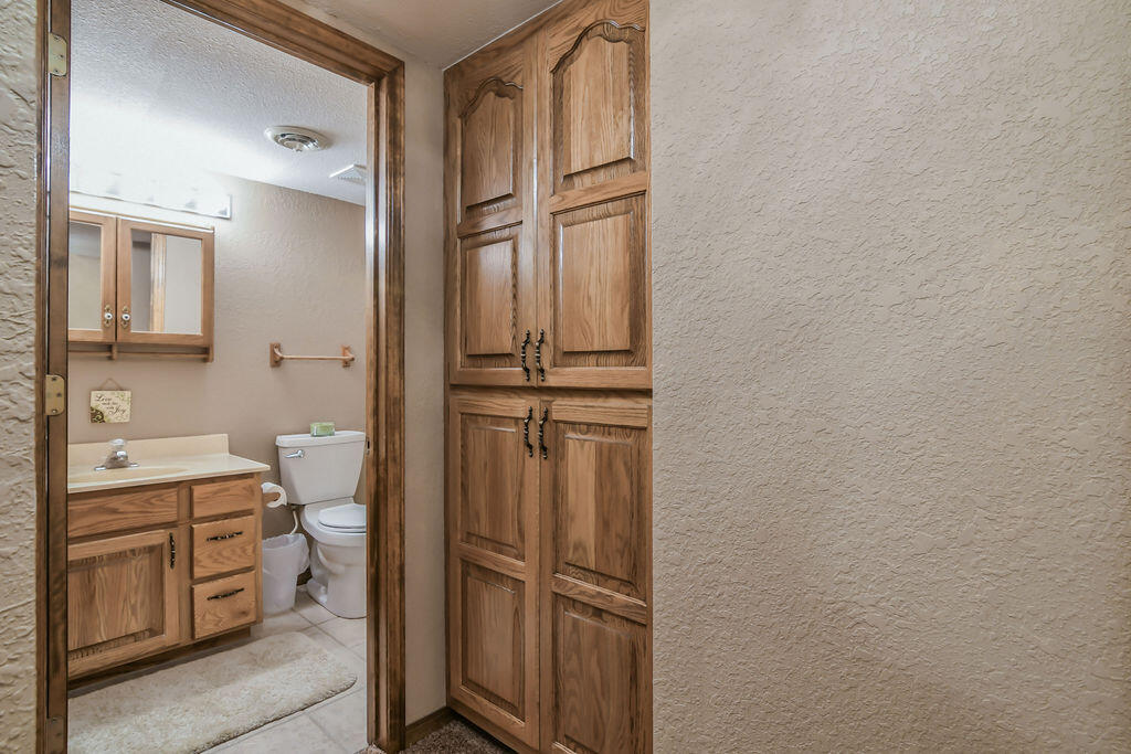 150 Sunken Forest Drive Property Photo 28