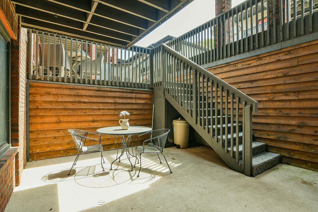 150 Sunken Forest Drive Property Photo 33