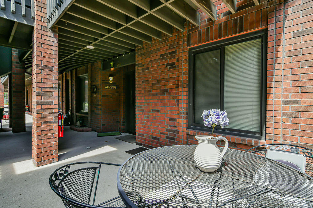 150 Sunken Forest Drive Property Photo 34