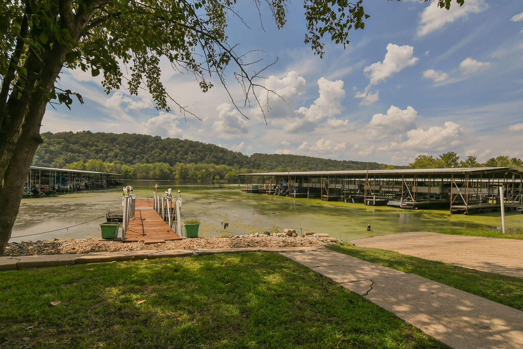 150 Sunken Forest Drive Property Photo 39