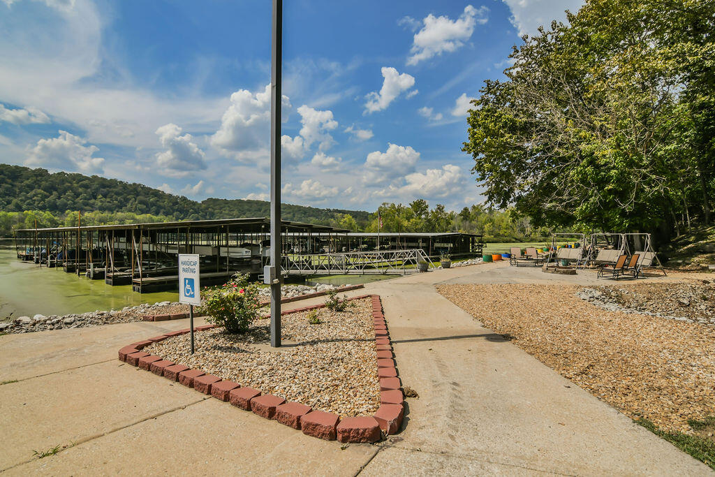 150 Sunken Forest Drive Property Photo 41
