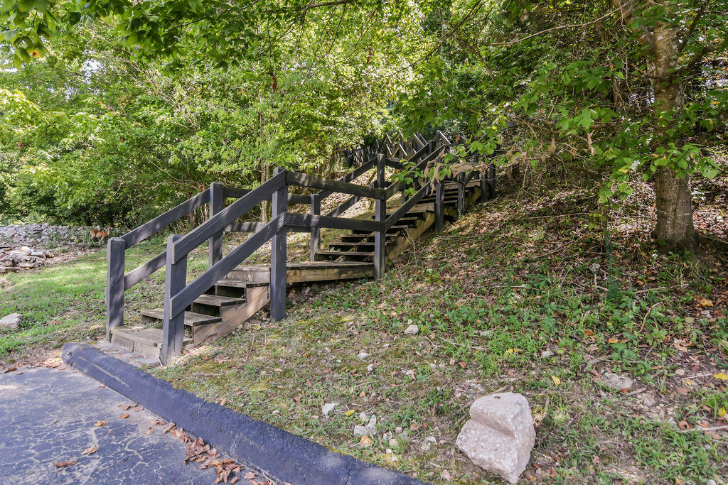 150 Sunken Forest Drive Property Photo 42