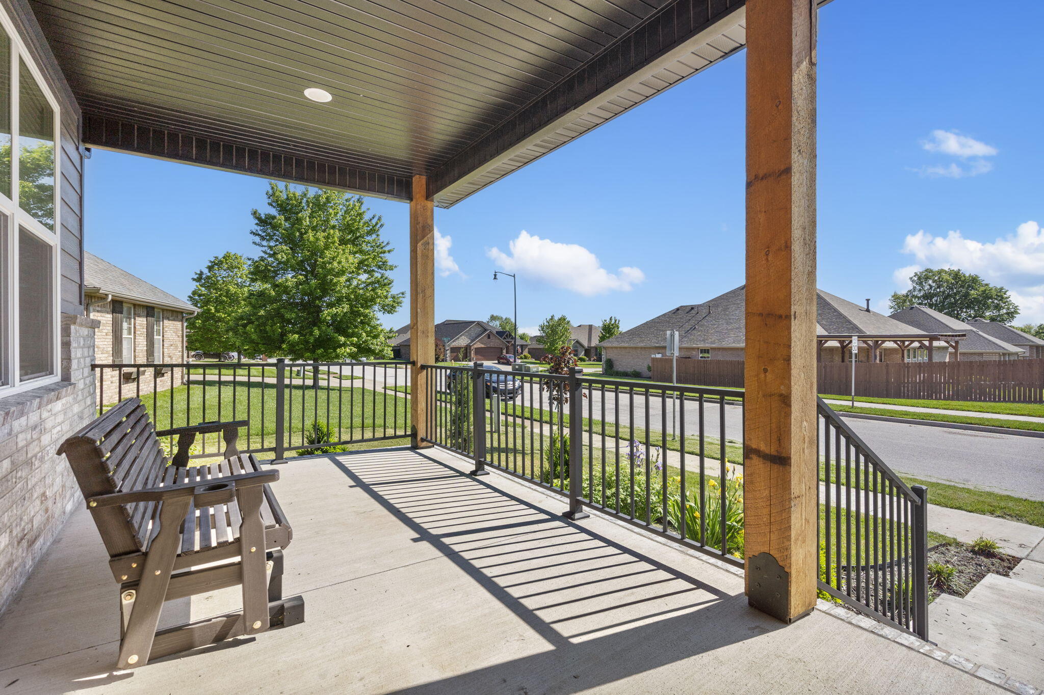 1145 South Henry Avenue Property Photo 4