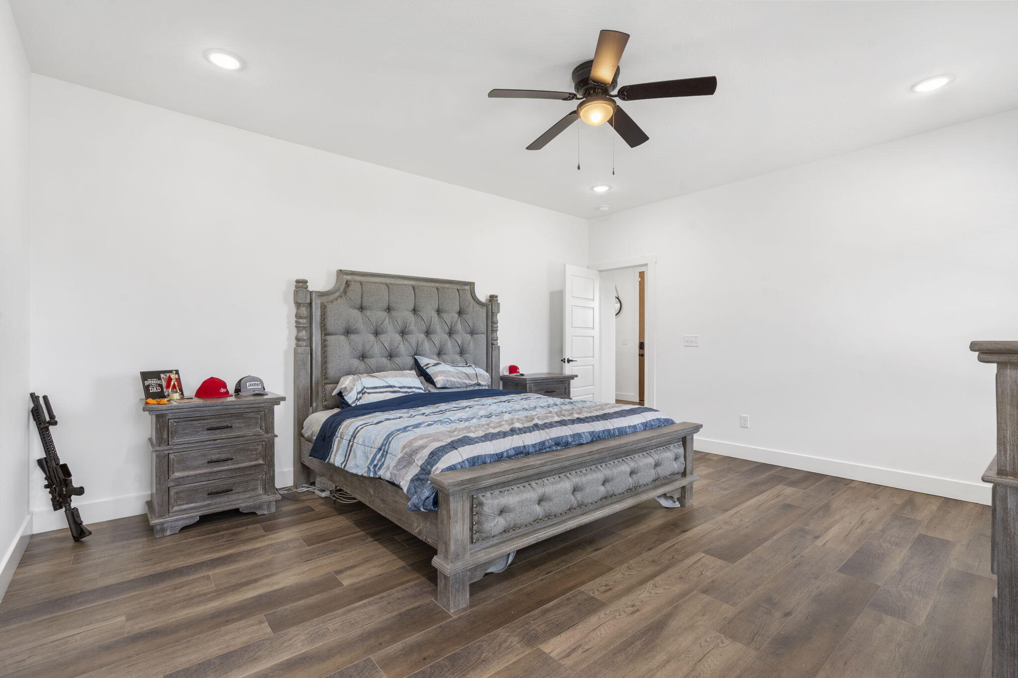 1145 South Henry Avenue Property Photo 15