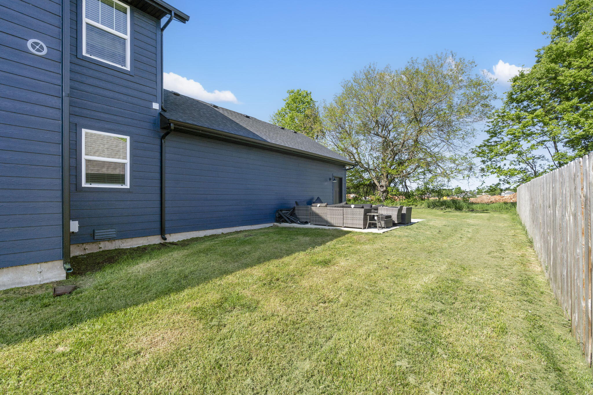 1145 South Henry Avenue Property Photo 30