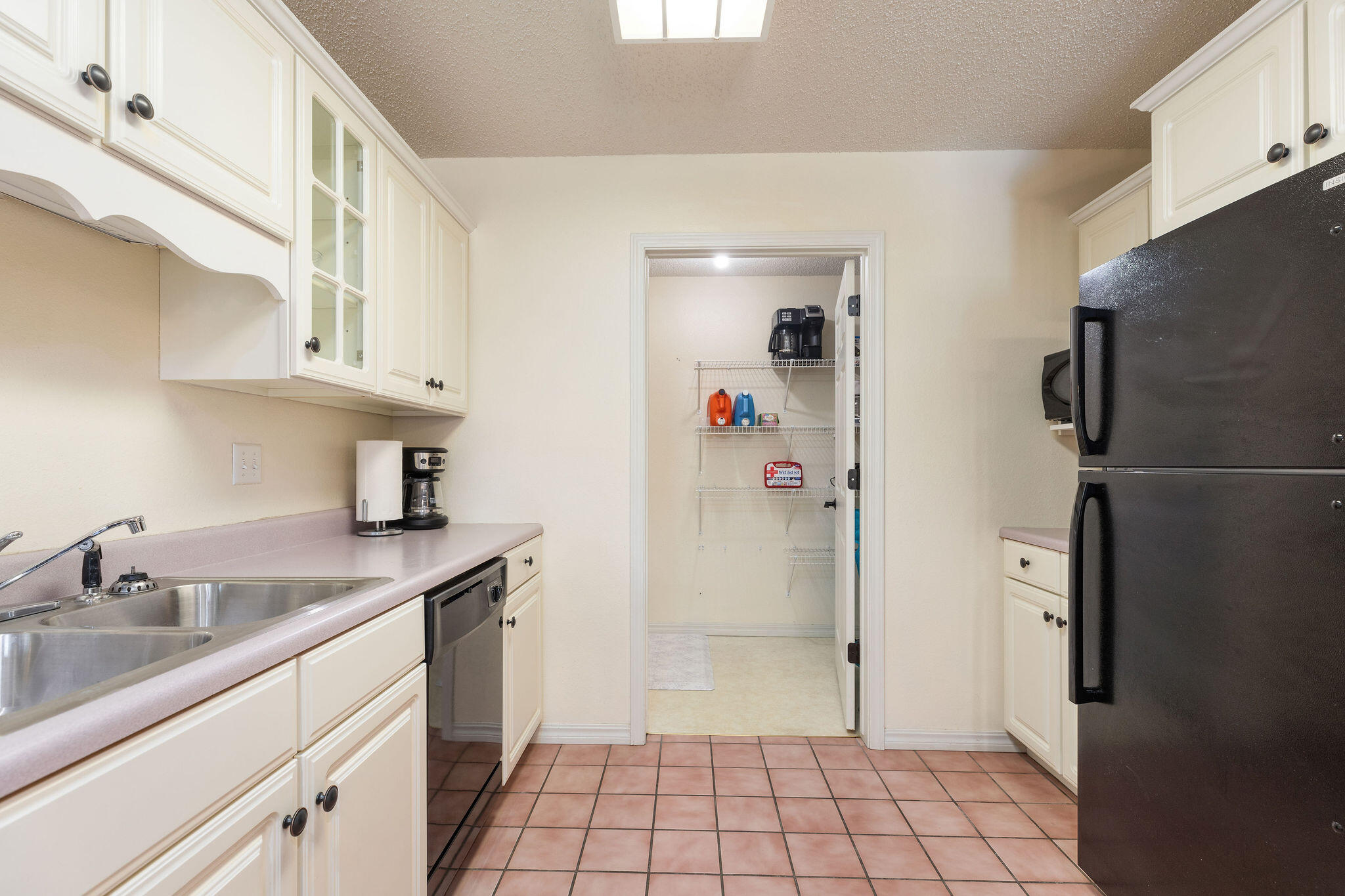 175 Avondale Drive Property Photo 8