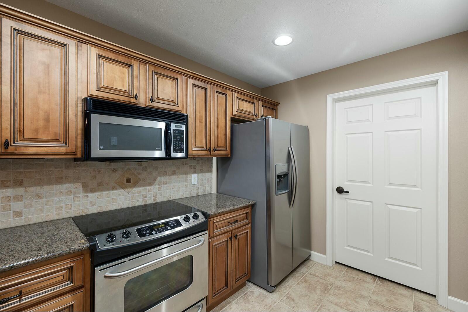250 Lakewood Drive Property Photo 18
