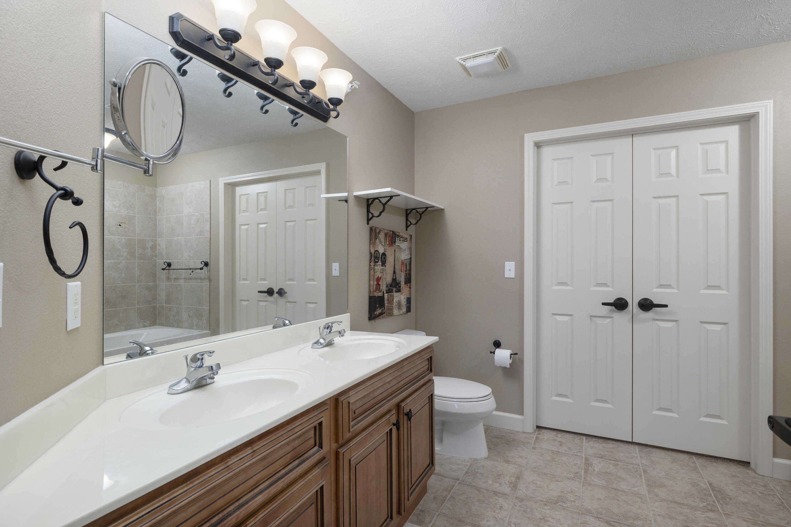 250 Lakewood Drive Property Photo 28