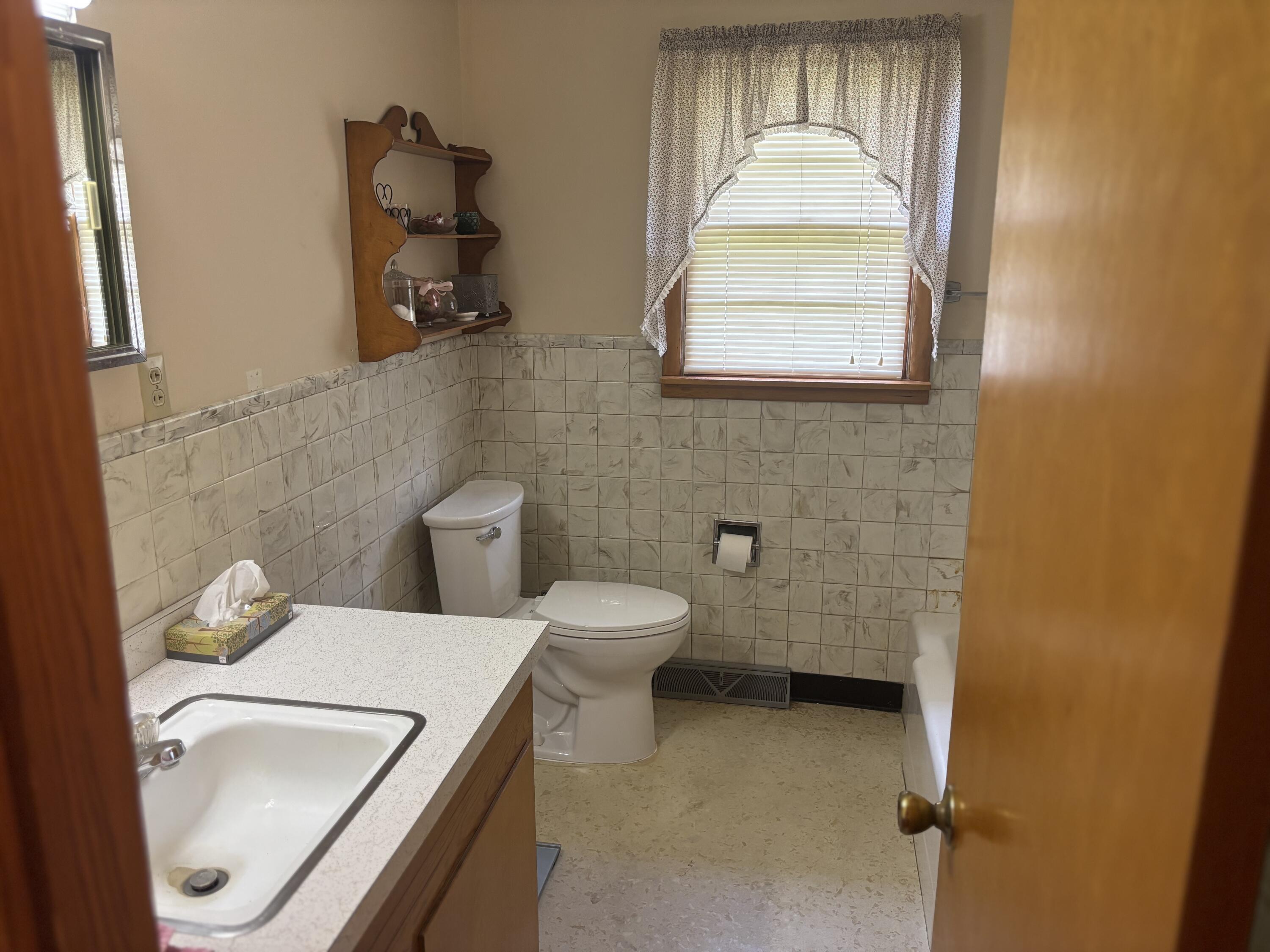 665 Cochran Avenue Property Photo 15