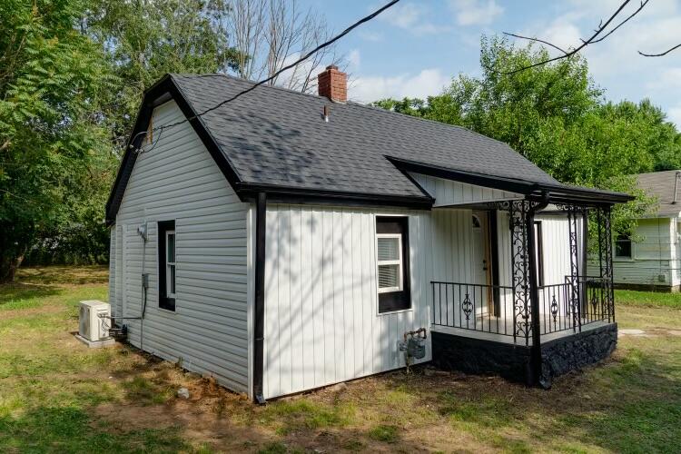 1206 North Clifton Avenue Property Photo 4