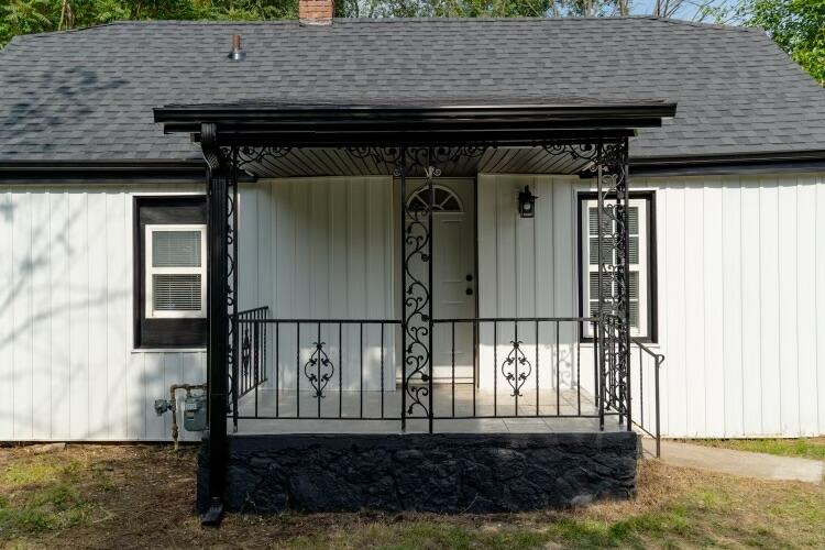 1206 North Clifton Avenue Property Photo 6