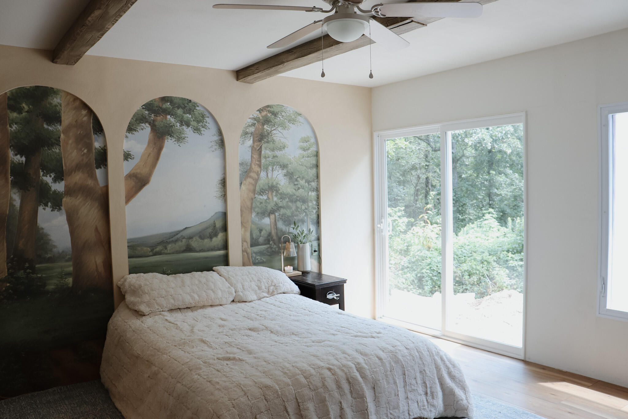280 Forest View Drive Property Photo 4