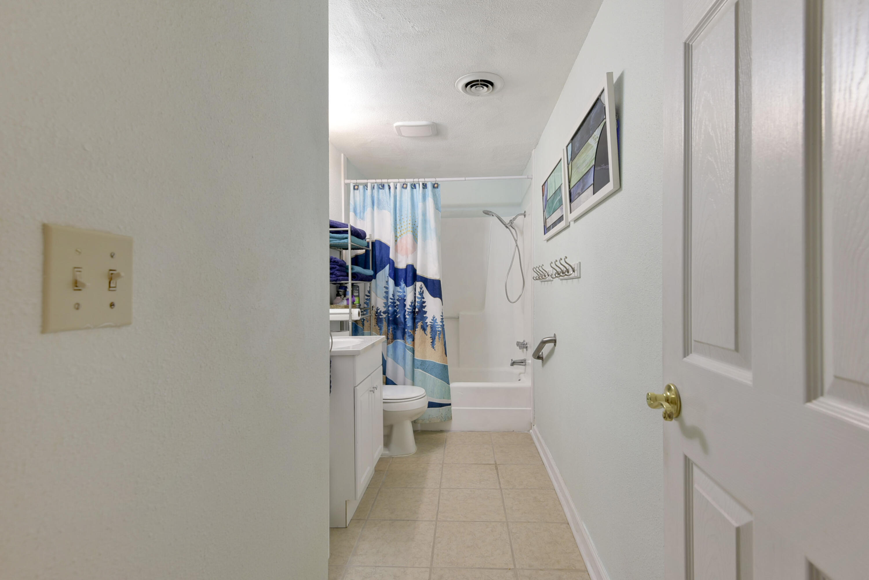 22016 Waters Edge Drive Property Photo 21