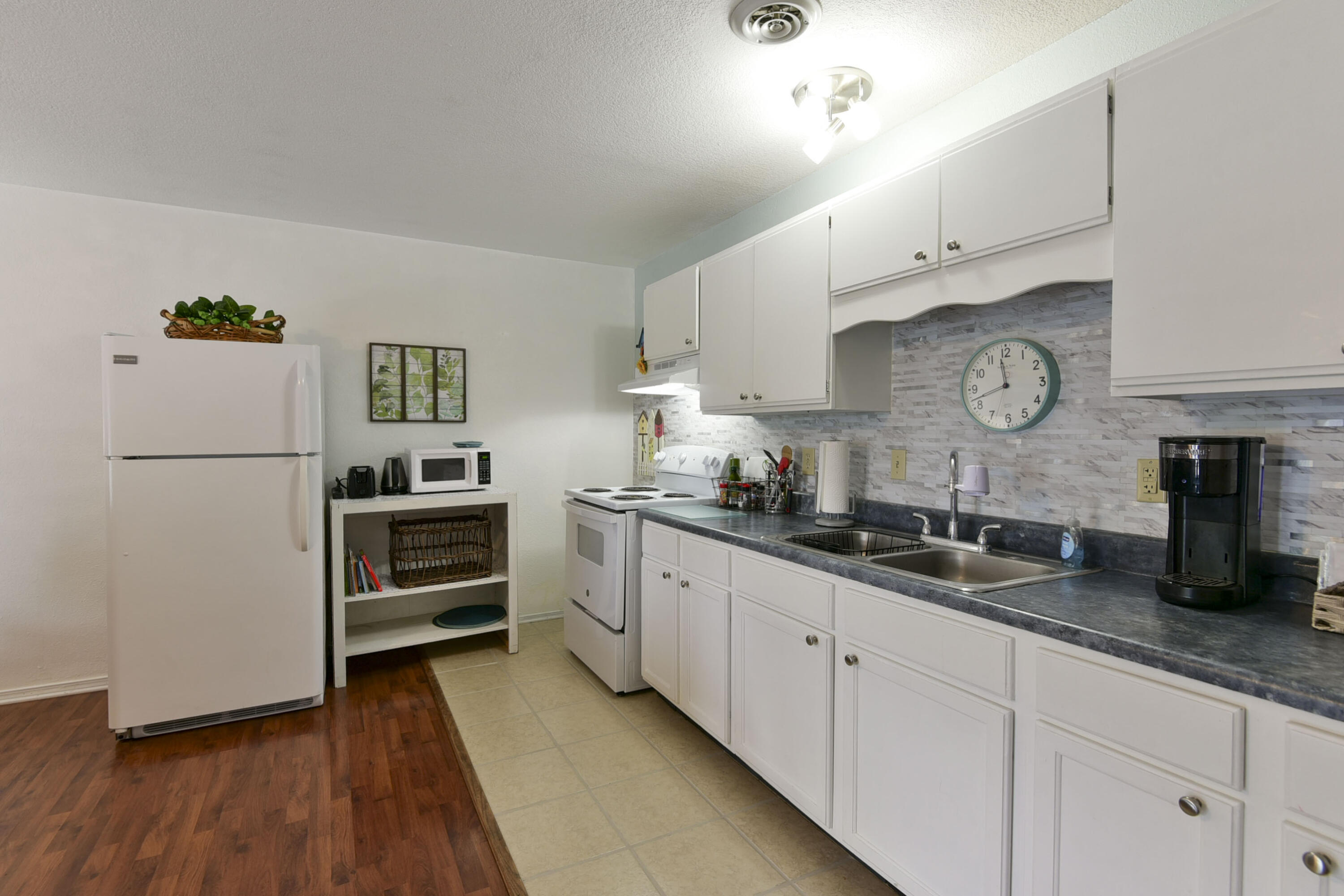 22016 Waters Edge Drive Property Photo 41