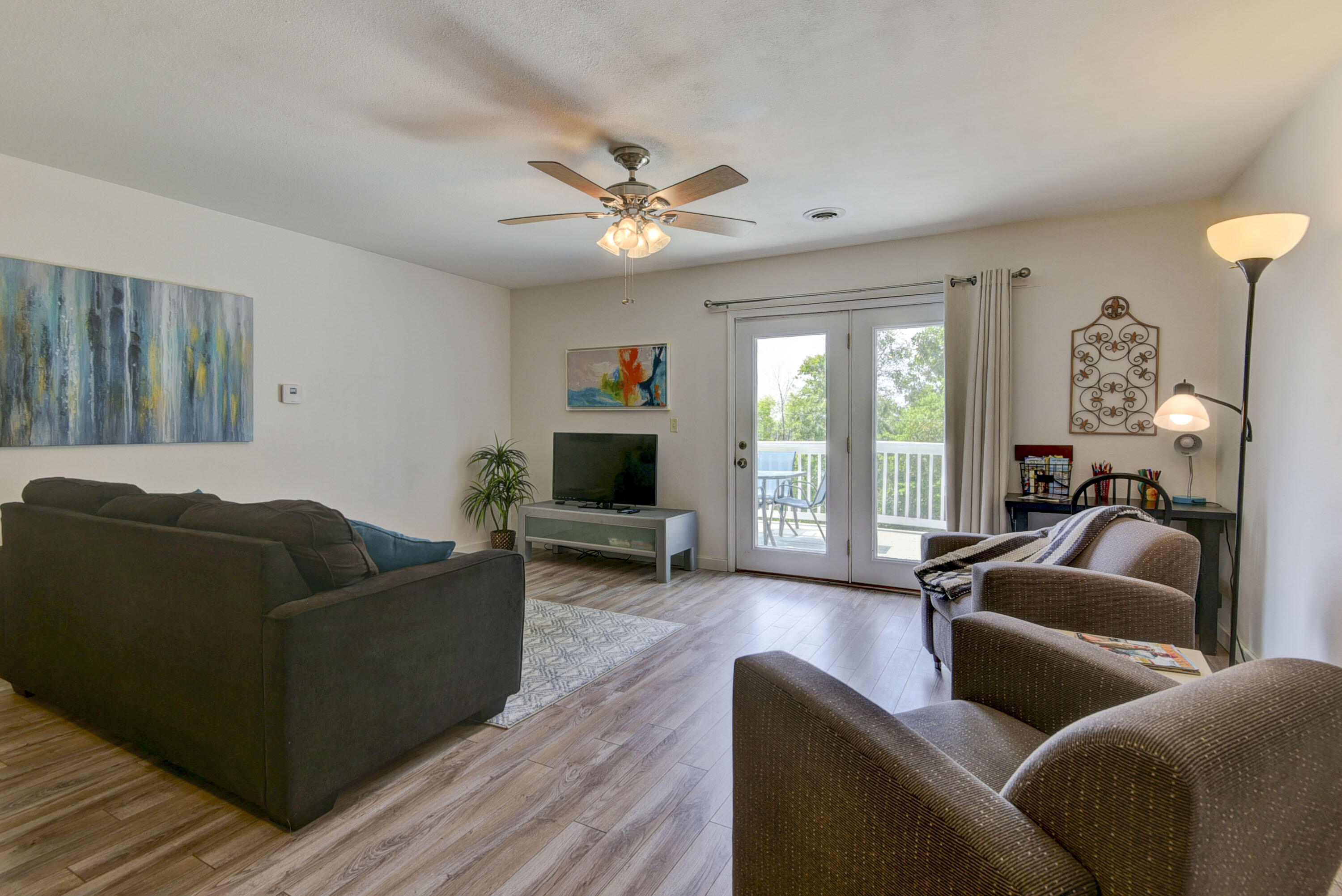 22016 Waters Edge Drive Property Photo 49
